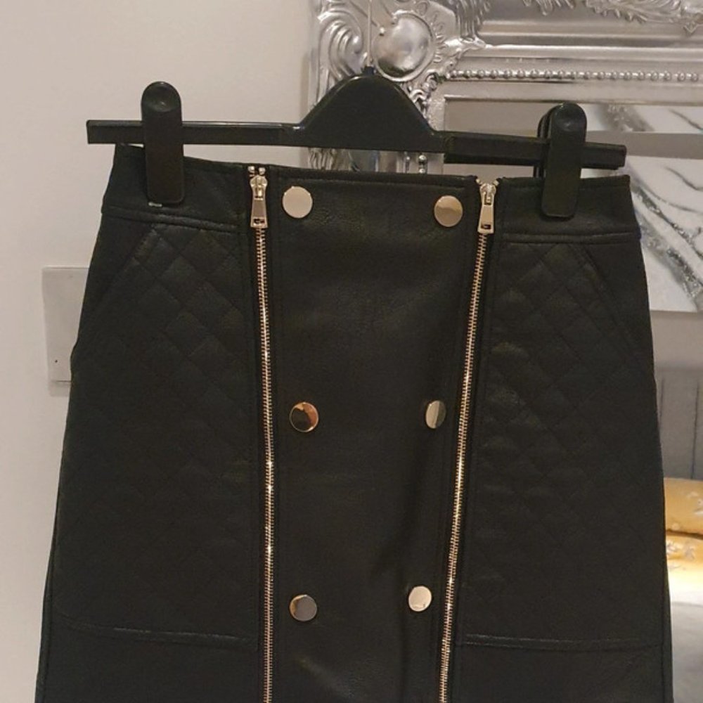 River Island Black Faux Leather skirt brand new Size 10